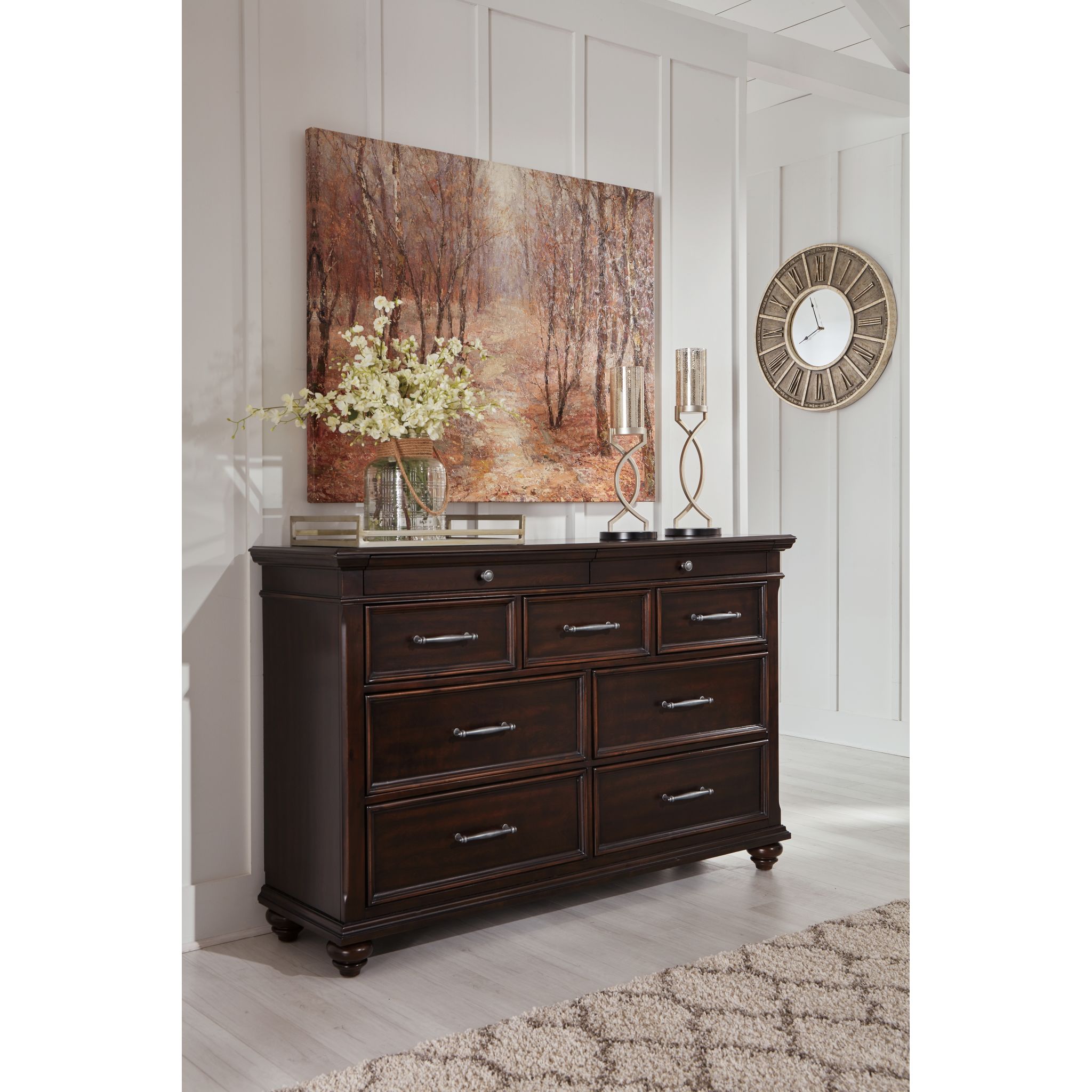 Brynhurst Dresser - Gallery Image 4