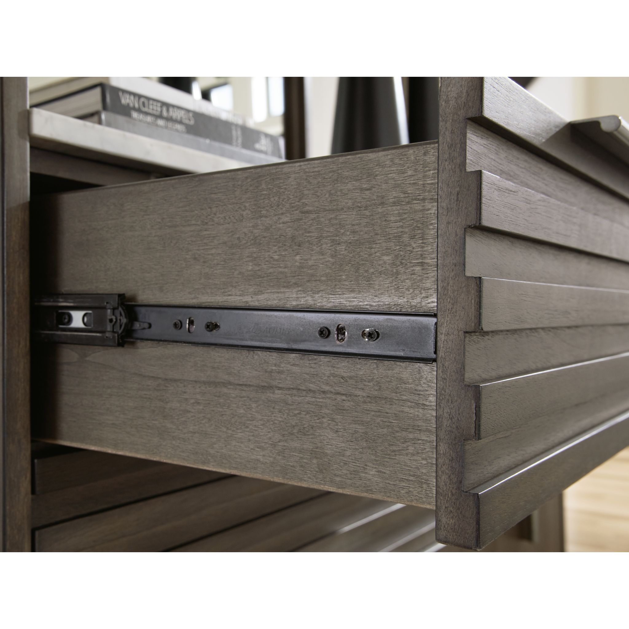 Arkenton-Exclusive Nightstand - Gallery Image 5