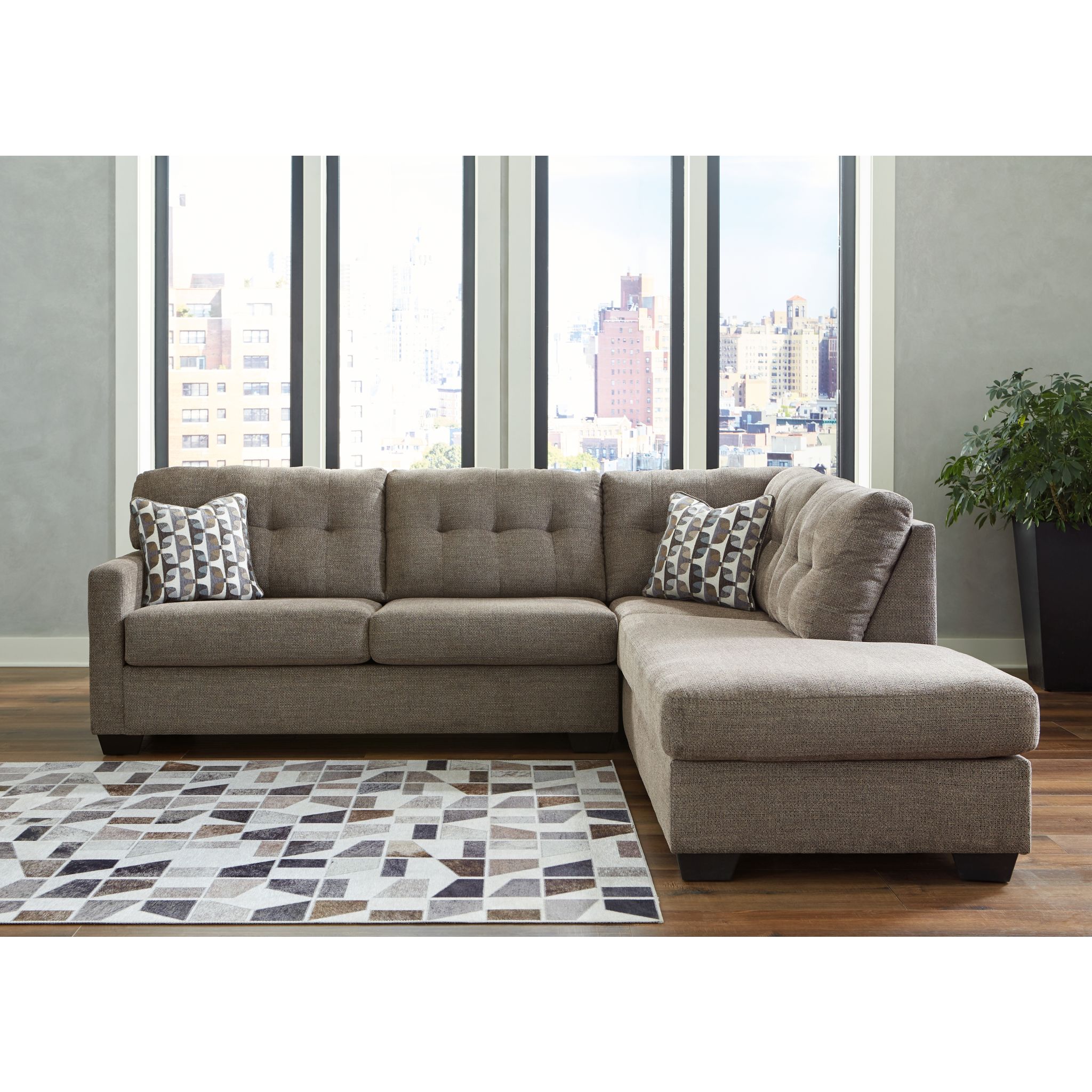 Mahoney 2 Piece Sectional with Chaise - Pebble/Right Facing - Gallery Image 5