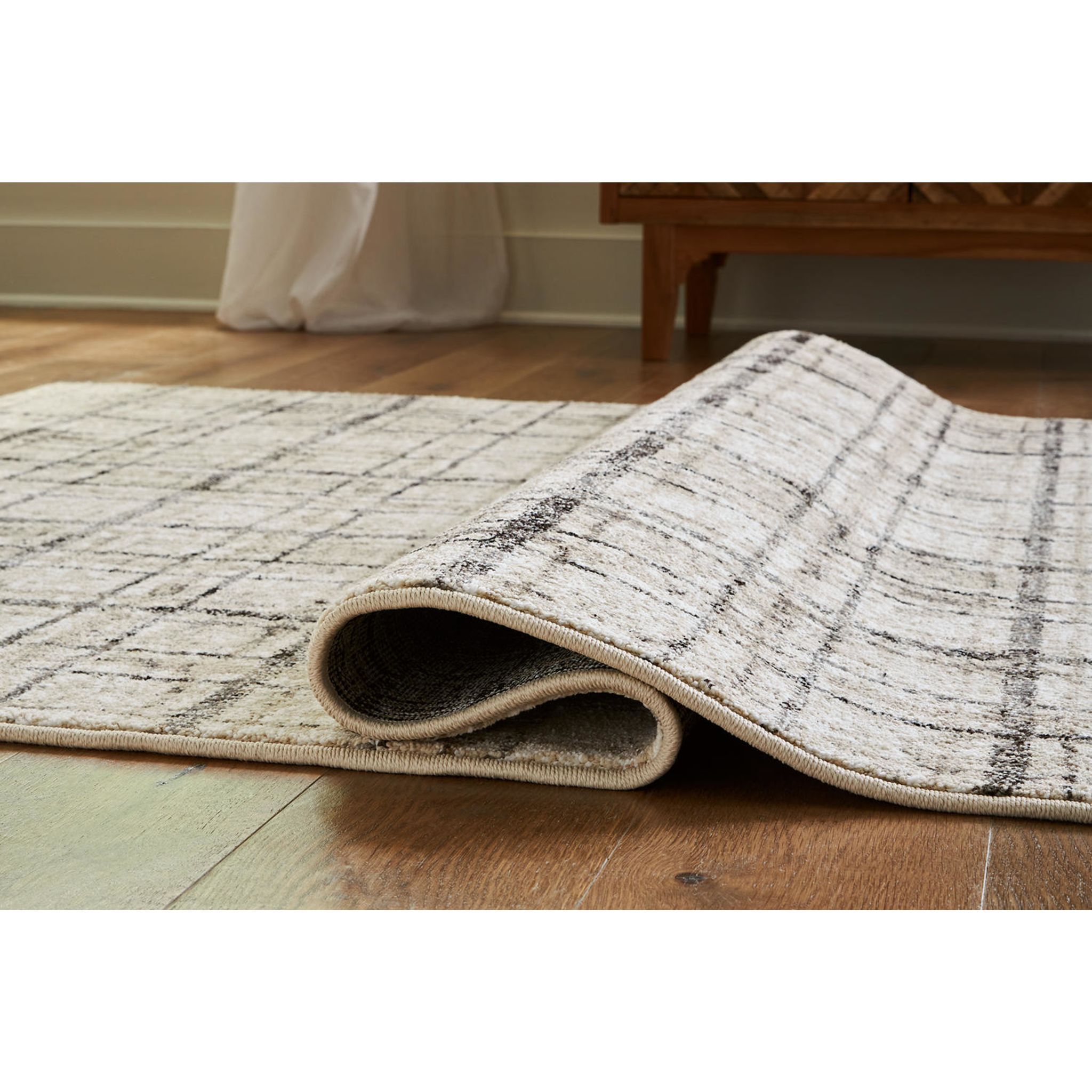 Azmerilla Area Rug - 8' x 10' - Gallery Image 3