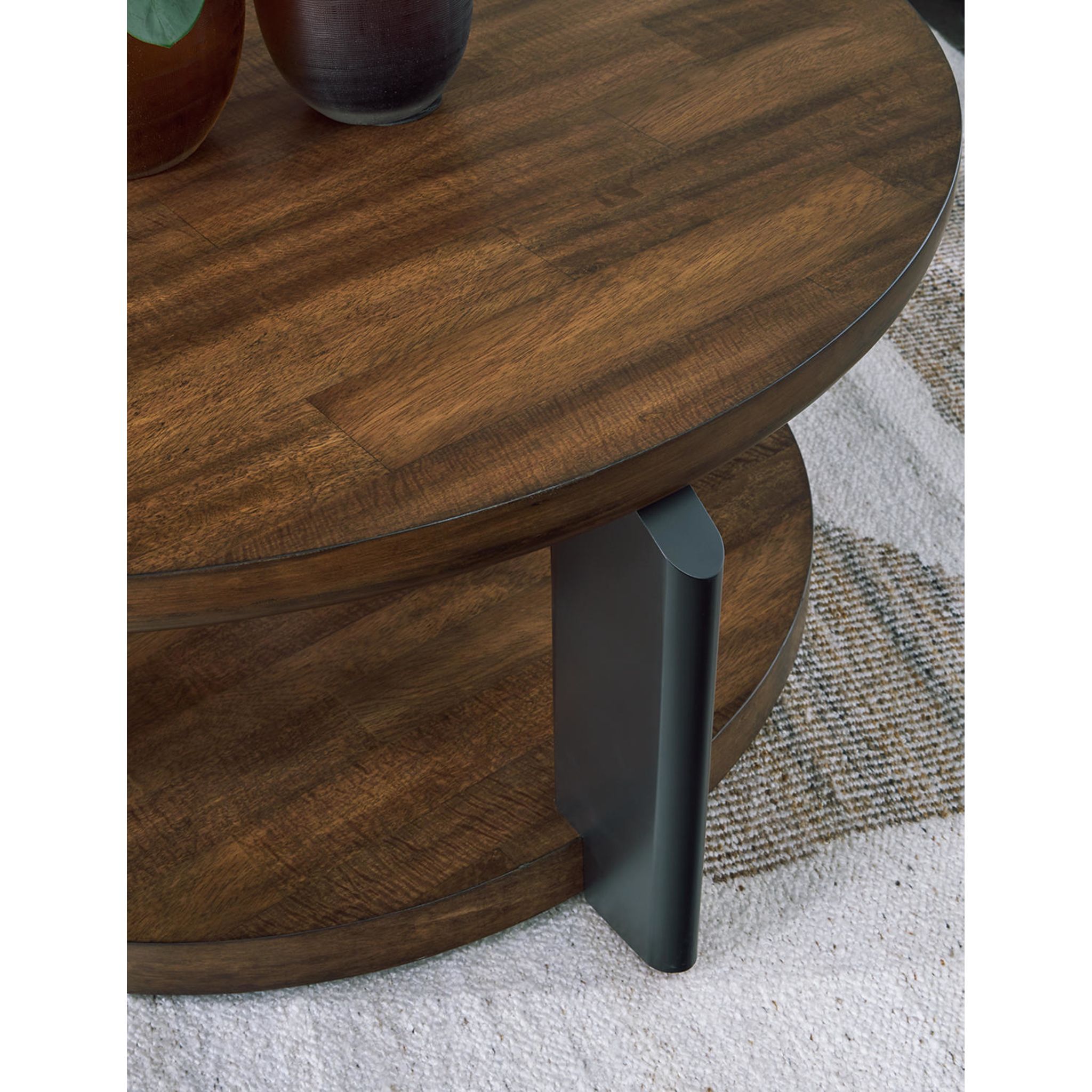 Kraeburn Coffee Table - Gallery Image 7