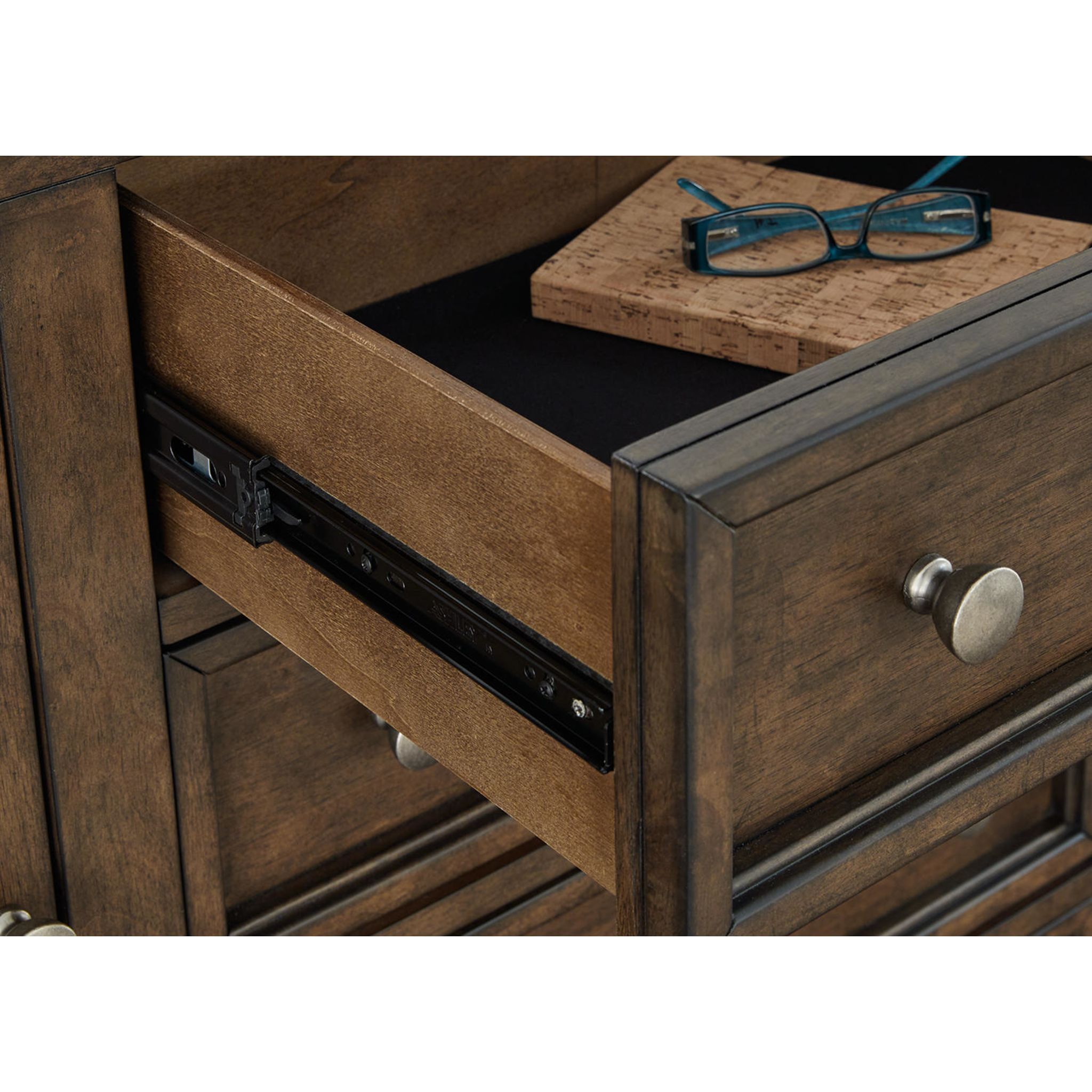 Hillcott-Exclusive Dresser - Gallery Image 11